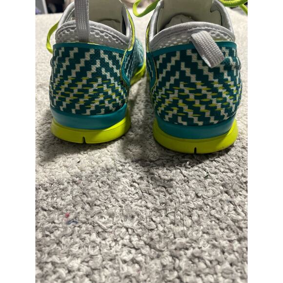 Nike Free Women's Size 8.5 TR Fit 5.0 Athletic Running Shoes Green - Picture 9 of 11